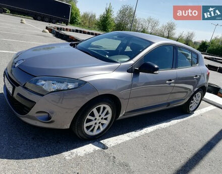 Renault Megane 2011 года