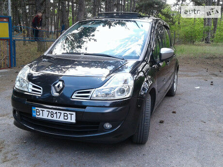 Renault Modus 2011 года