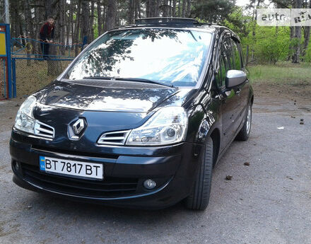 Renault Modus 2011 року