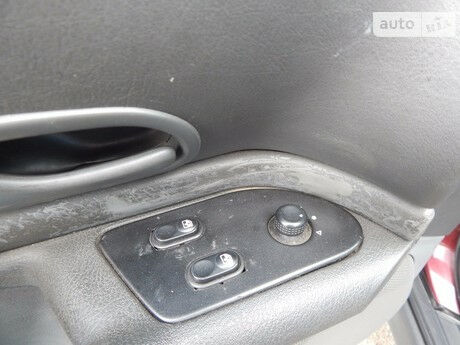 Рено Сафран 1996 року Renault Safrane 1996 року
