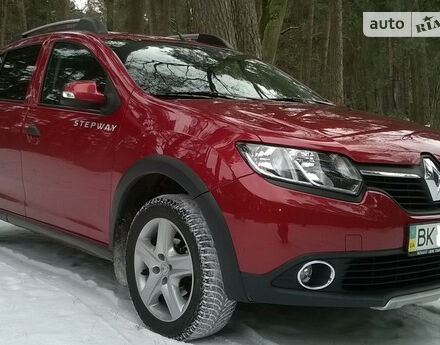 Renault Sandero StepWay 2014 года