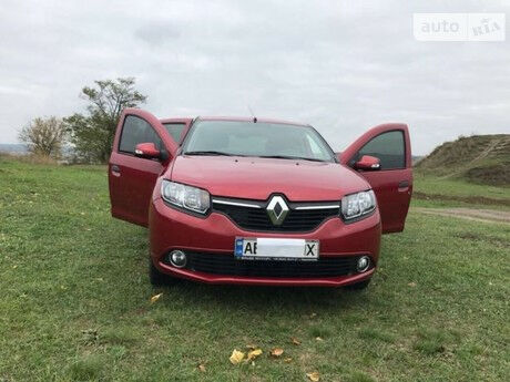 Renault Sandero 2013 года