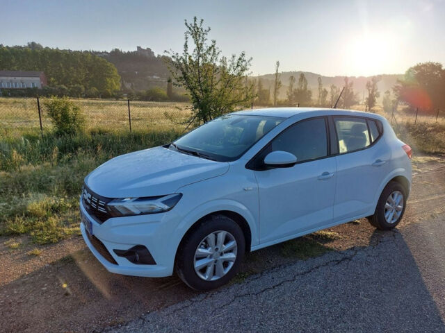 Renault Sandero 2023 года