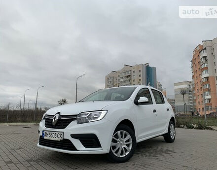 Фото на отзыв с оценкой 2.2 о Renault Sandero 2019 году выпуска от автора "Елена" с текстом: Ужас. Купили авто, сначала все нравилось, а потом началось. Сразу оговорюсь, что это комплектация...