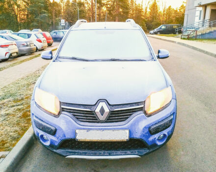 Renault Sandero 2015 року