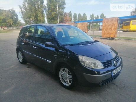 Renault Scenic 2004 года