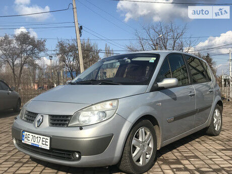 Рено Сценик 2005 года Renault Scenic 2005 года