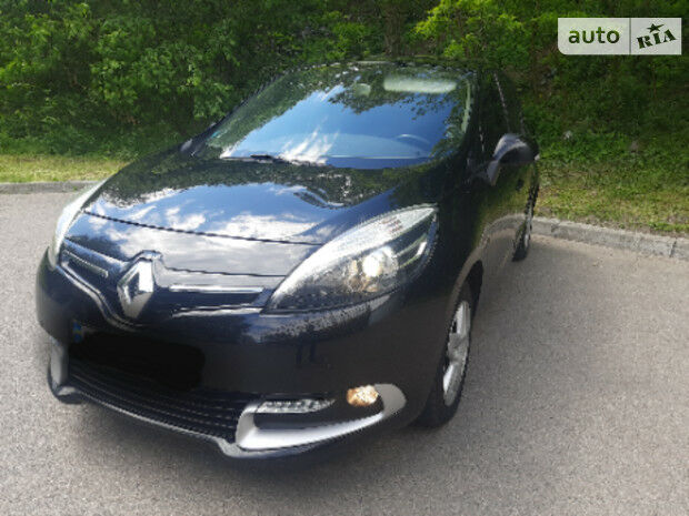 Renault Scenic 2014 года