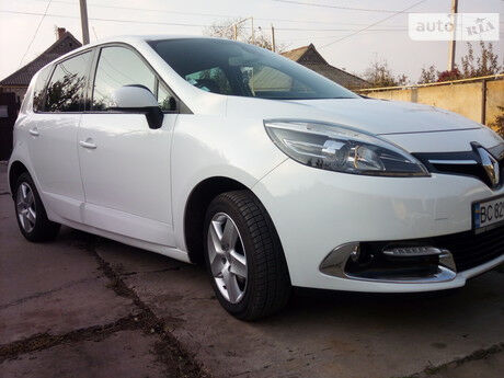 Рено Сценик 2013 года Renault Scenic 2013 года