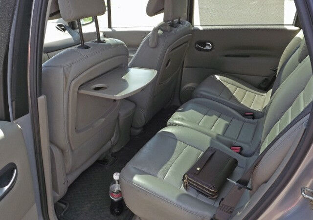 Renault Scenic 2005 года