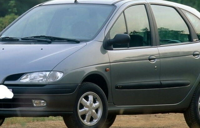 Рено Сценик 1999 года Renault Scenic 1999 года