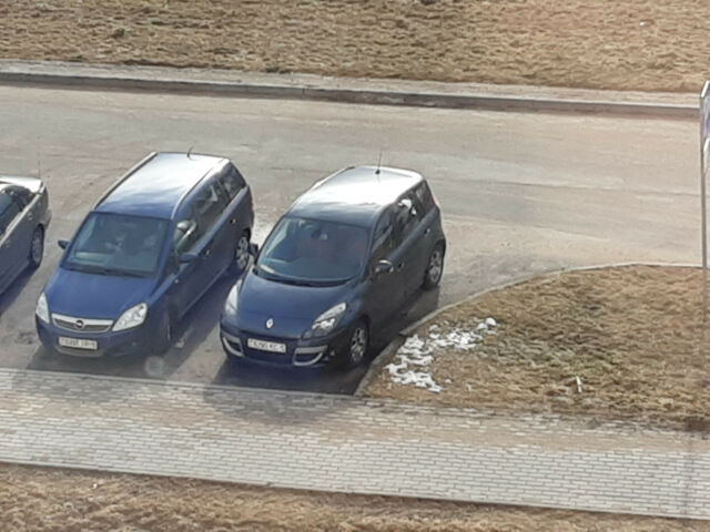 Рено Сценик 2011 року Renault Scenic 2011 року