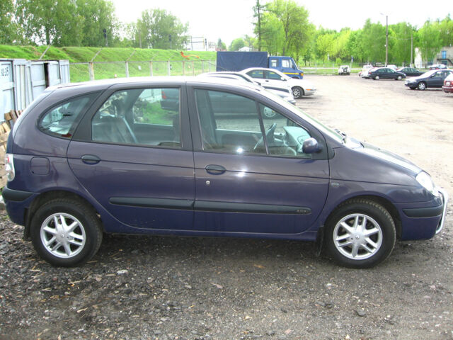 Renault Scenic 2000 року