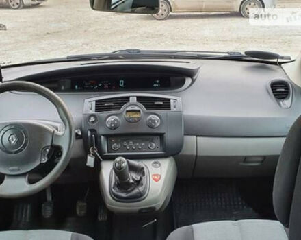 Renault Scenic 2005 года