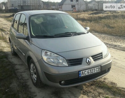 Renault Scenic 2005 года