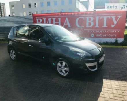 Renault Scenic 2010 року