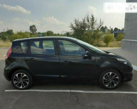 Renault Scenic 2011 года - Фото 2 авто
