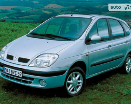 Renault Scenic 2000 года