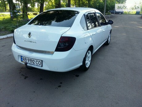 Рено Симбол 2010 года Renault Symbol 2010 года