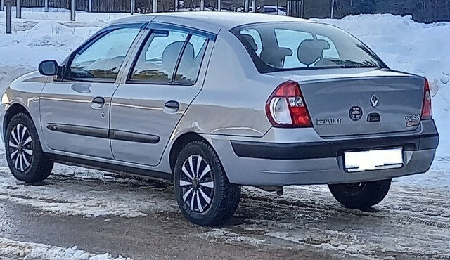 Renault Symbol 2005 года