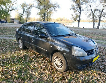 Renault Symbol 2008 года