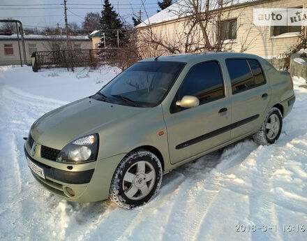 Renault Symbol 2002 року