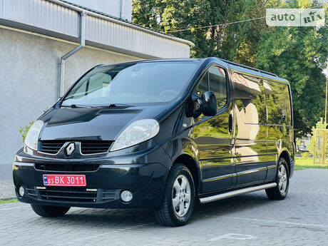 Renault Trafic груз.-пасс. 2012 року