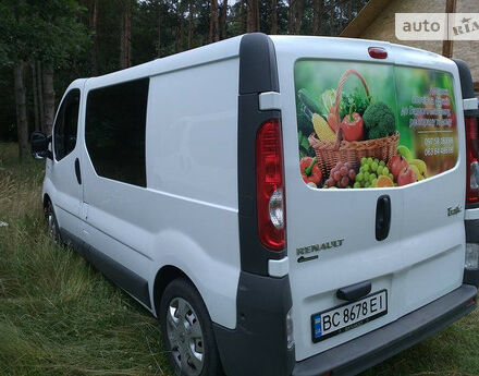 Фото на відгук з оцінкою 4.4   про авто Renault Trafic груз.-пасс. 2012 року випуску від автора “Дмитро” з текстом: Авто ідеальне для сім\'ї і для роботи, перевезення об\'ємних вантажів. Приємно здивував невеликий...