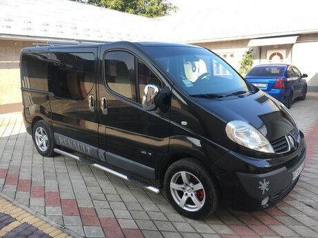 Renault Trafic пасс. 2007 года