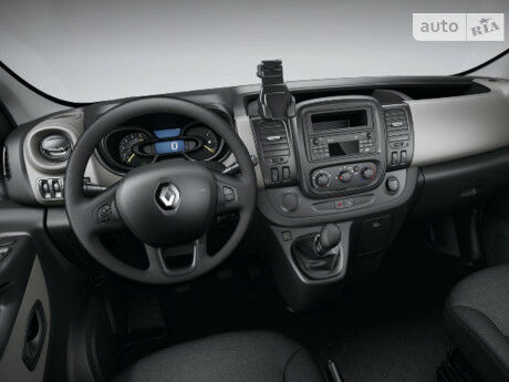 Рено Трафик пасс. 2004 року Renault Trafic пасс. 2004 року