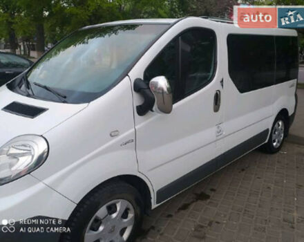 Renault Trafic пасс. 2009 года