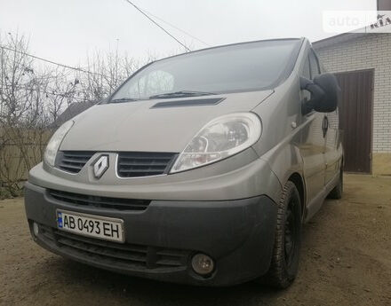 Renault Trafic пасс. 2007 года