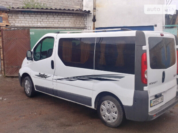 Renault Trafic 2009 года