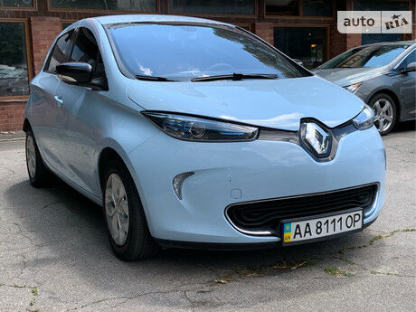 Renault Zoe 2015 года