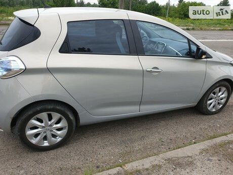 Renault Zoe 2015 року