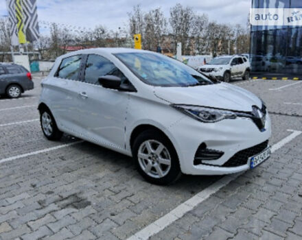 Фото на відгук з оцінкою 5   про авто Renault Zoe 2020 року випуску від автора “юлия” з текстом: Відмвнний автомобіль за свої кошти. Я не розумію чому скаржуться на його шумоізоляцію. Якщо порів...