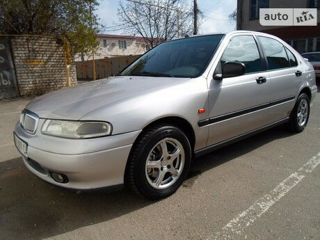 Rover 400 1999 року