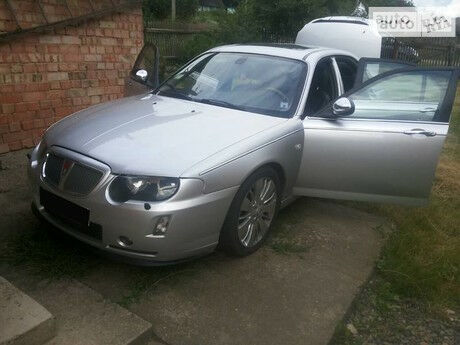 Ровер 75 2005 року Rover 75 2005 року
