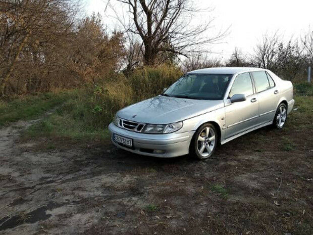 Saab 9-5 2001 года