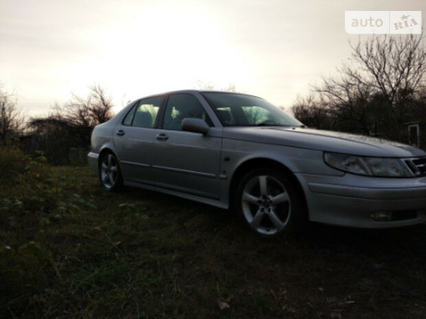 Saab 9-5 2001 года