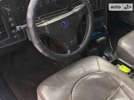 Сааб 9000 1987 року Saab 9000 1987 року