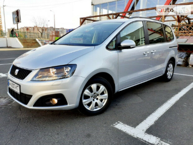 SEAT Alhambra 2012 року