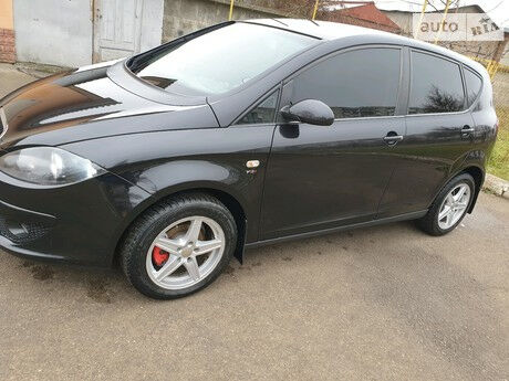 Сеат Алтеа 2006 року SEAT Altea 2006 року