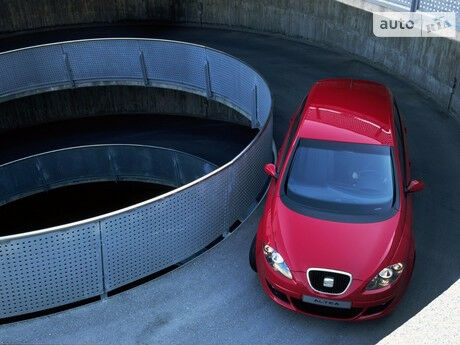 Сеат Алтеа 2008 года SEAT Altea 2008 года