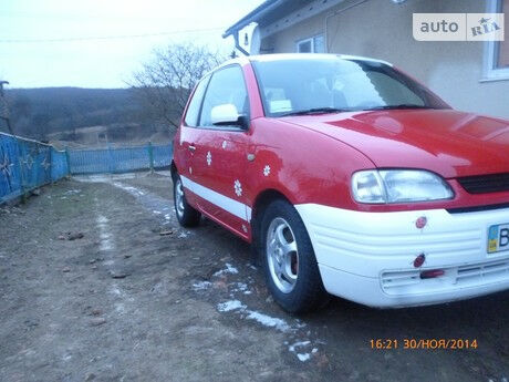 SEAT Arona 1999 року