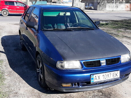 SEAT Cordoba 1996 года