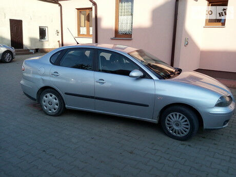 SEAT Cordoba 2007 року