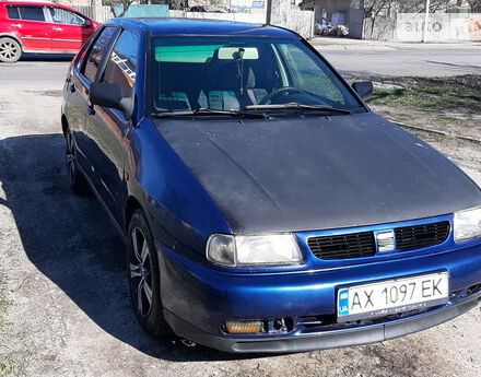 SEAT Cordoba 1996 года