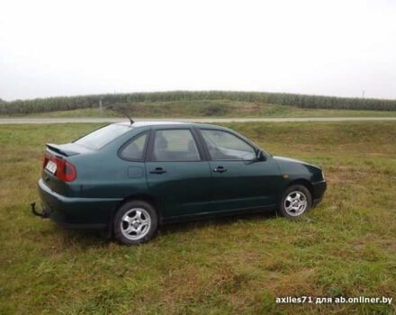 SEAT Cordoba 1998 года