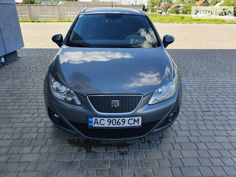 SEAT Ibiza 2012 года